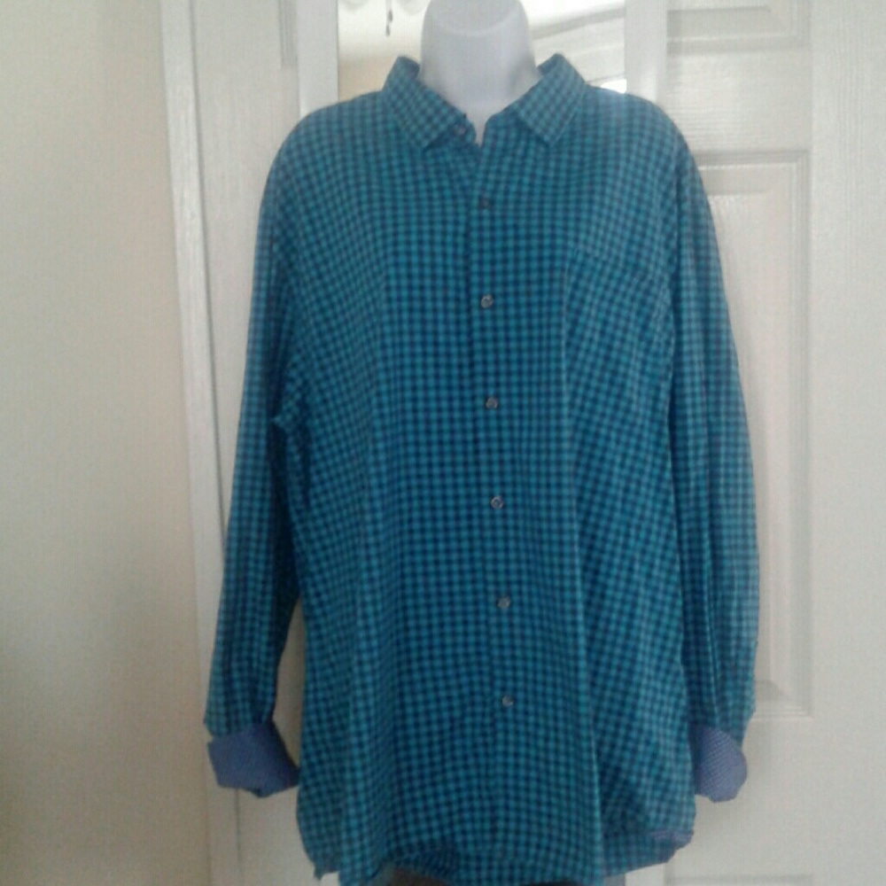 Tommy Bahama Shirt. XXL